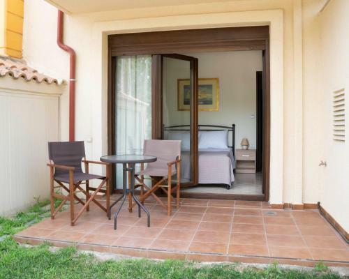 Alexandros Maisonette