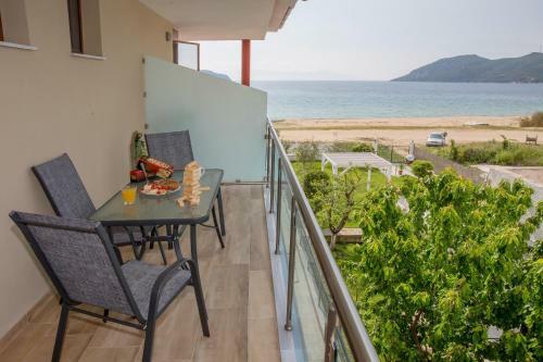 Hostal Rent House Karavi