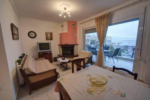 Zoe's Apartments