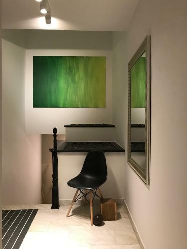 Nireon Apartment