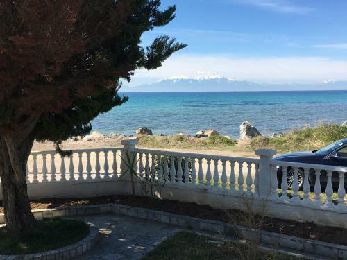 Halkidiki Seafront Beach House