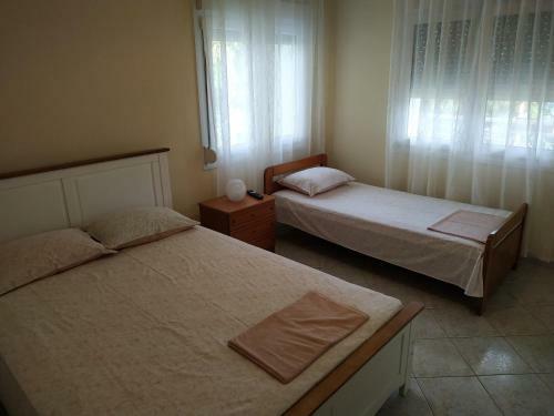 Estrella Rooms