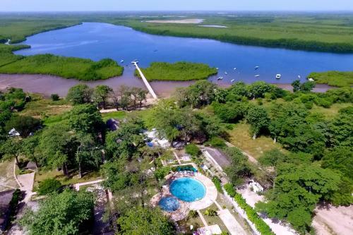 Hotel Les Pal�tuviers