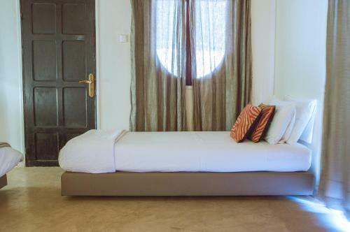 Hotel Les Pal�tuviers