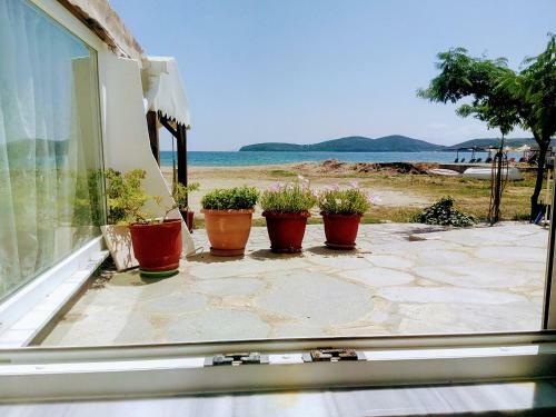 Retro Beach House