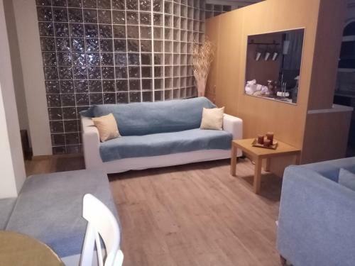 Achilles Apartment