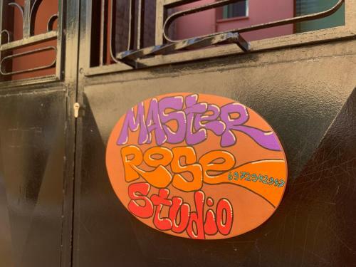 Master Rose Studio In Old Town