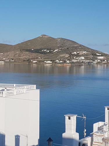 Studios Flora In Naoussa Paros