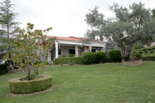 Vila Kalostous