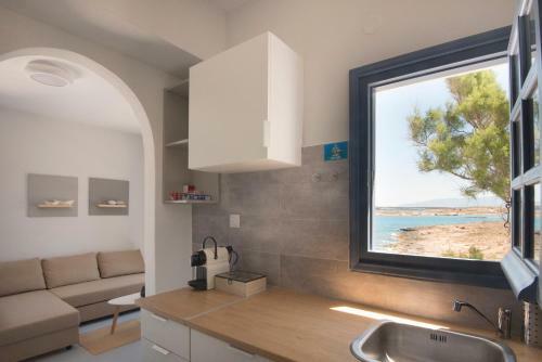 Thalassa Seafront Brand New 1bd House In Naousa
