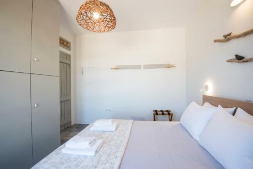 Thalassa Seafront Brand New 1bd House In Naousa