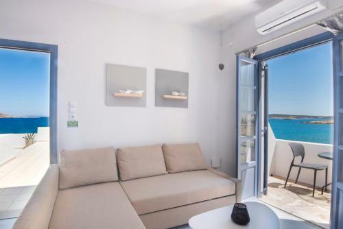 Thalassa Seafront Brand New 1bd House In Naousa