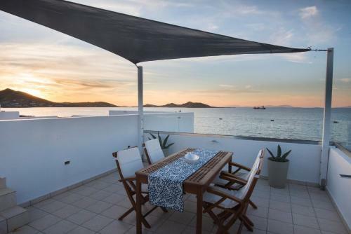 Thalassa Seafront Brand New 1bd House In Naousa