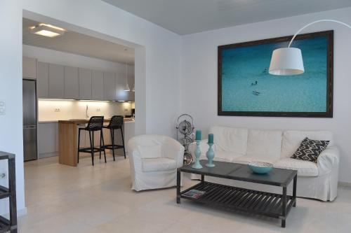 Armenistis Apartment 2
