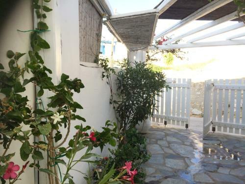 Charming House In Naoussa