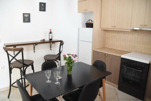 Little Yard Studios & Apartments #2
