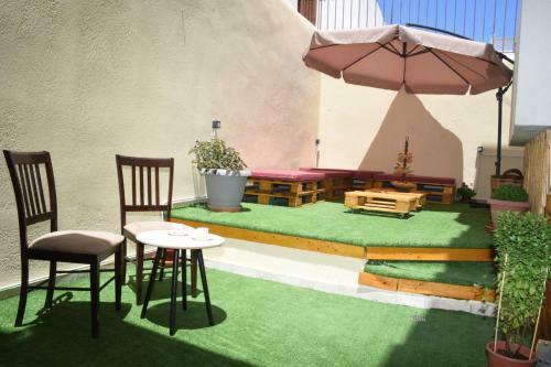 Little Yard Studios & Apartments #2