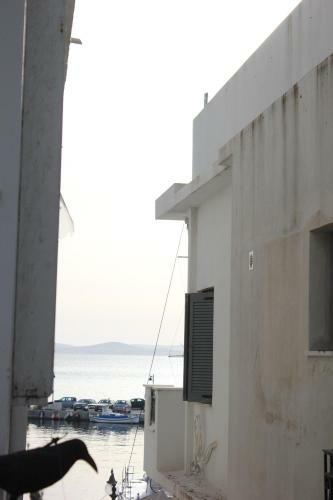 Hostal Amazeu Ammos