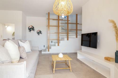 Isalos Villas With Private Pool