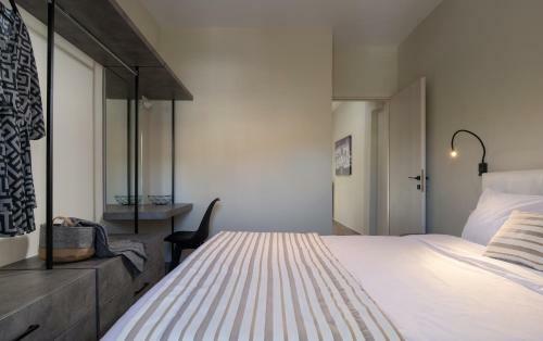 Olenia Luxury Apartments 3
