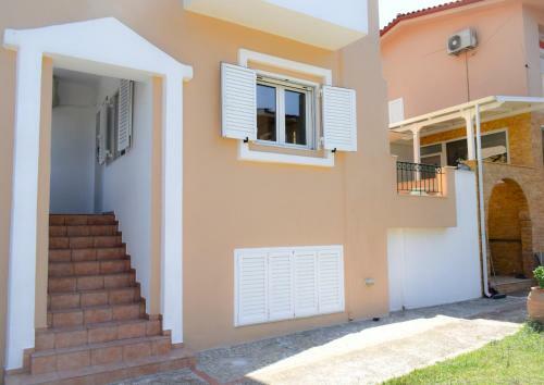 Mario's Luxury Maisonette