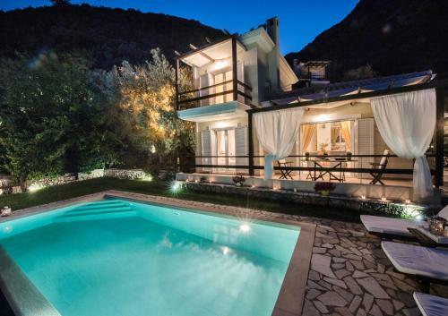 Stunning Seaviews, Infinity Pool, Close To Beach - Villa Meliti