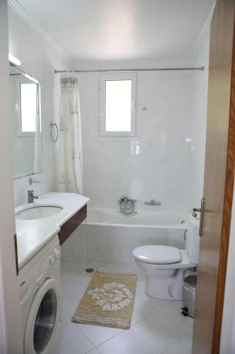 Villa Irida, Morfeas, Ariadni