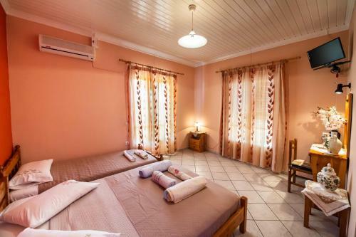 Efthalia Apartments & Studios