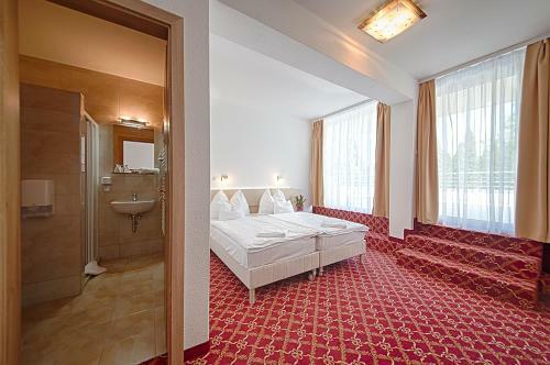K�t Korona Konferencia �s Wellness Hotel