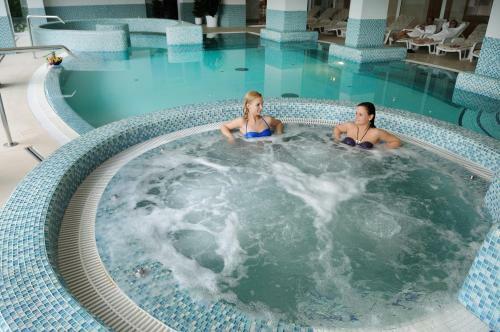 K�t Korona Konferencia �s Wellness Hotel