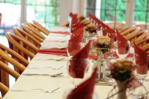 K�t Korona Konferencia �s Wellness Hotel