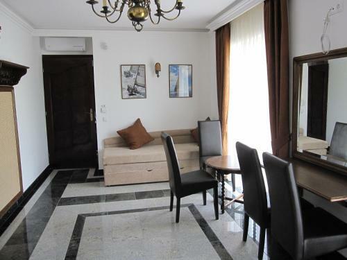 Hostal Gr�nit Villa