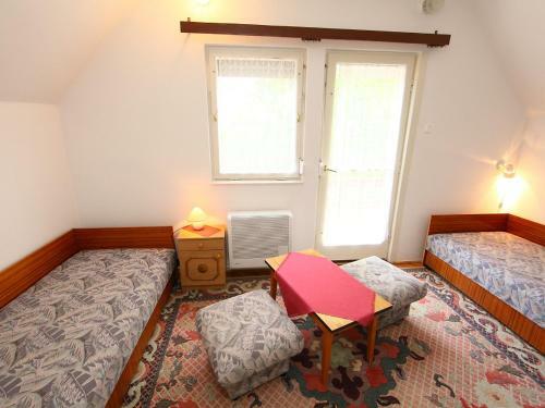 Villa Balatonsz�rsz� 2
