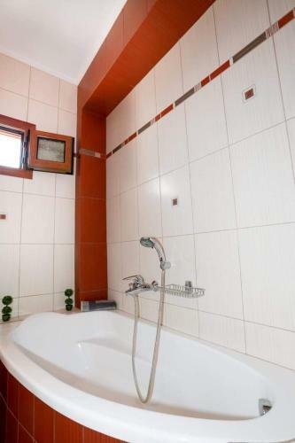 Nikiti View Apartment