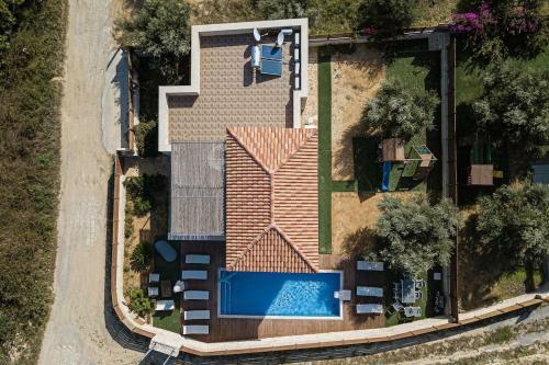 Villa Vera - With Private Heated Pool & Jacuzzi