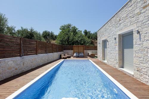 Villa Vera - With Private Heated Pool & Jacuzzi