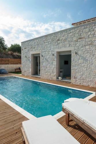 Villa Vera - With Private Heated Pool & Jacuzzi