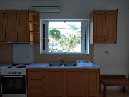 Ton Mari Apartments