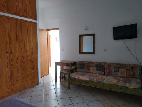 Ton Mari Apartments