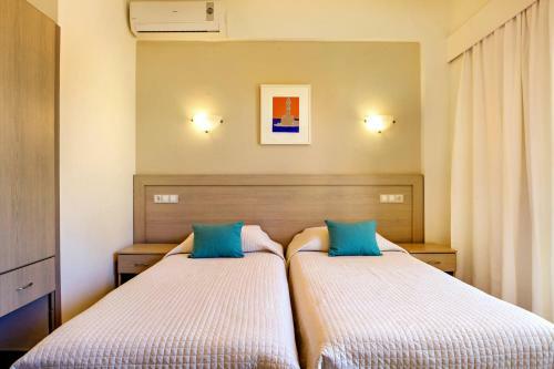 Lefka Apartments