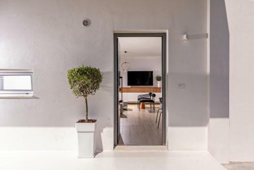 Constantinos Villa, Sublime Island ?scape!