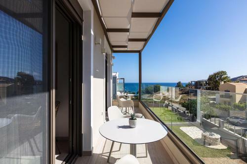 Lagoon Seabreeze Villa, Sumptuous Retreat!