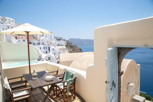 Villa Dionyssos Cave House