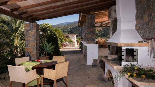 Chania Secluded Retreat - Kallithea Luxury Villa