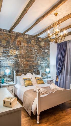 Chania Secluded Retreat - Kallithea Luxury Villa