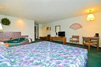 Hotel Americas Best Value Inn New London