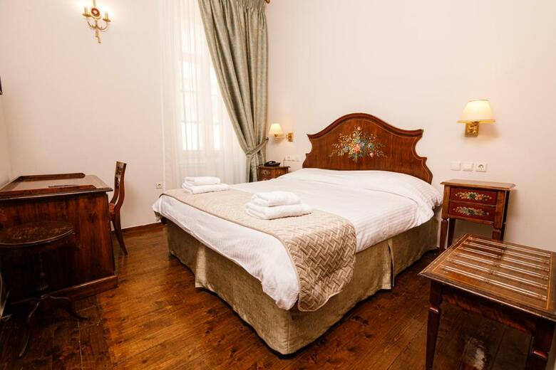 Konstantinos Palaiologos Hotel