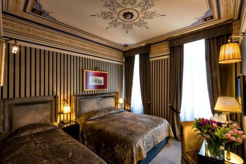 Maison Grecque Hotel Extraordinaire