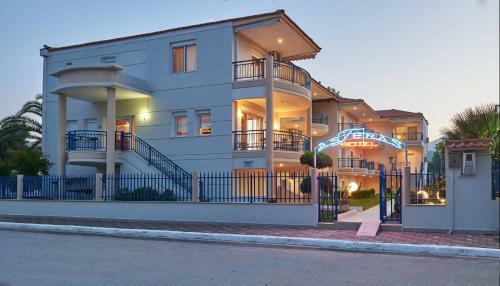 Aparthotel Asteras Hotel