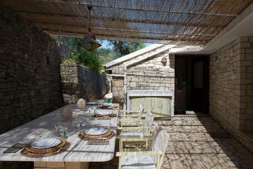 Paxos' Villa - Pool & AC